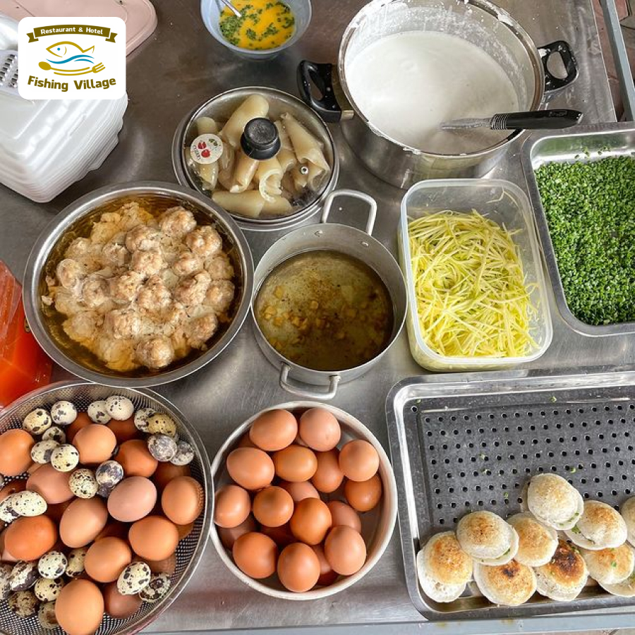 Đừng quên thưởng thức Bánh căn Phan Thiết vị ngon khó cưỡng
